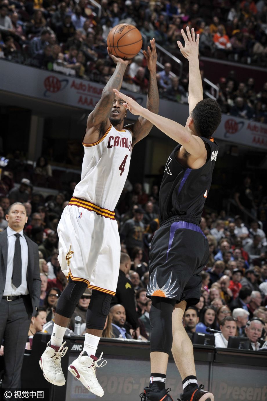 包含太阳轻取深圳队,欧文带队取胜的词条 包含太阳轻取深圳队,欧文带队取胜的词条