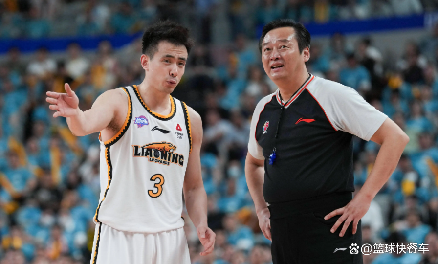 北京队力克广东队，王哲林扛起全队