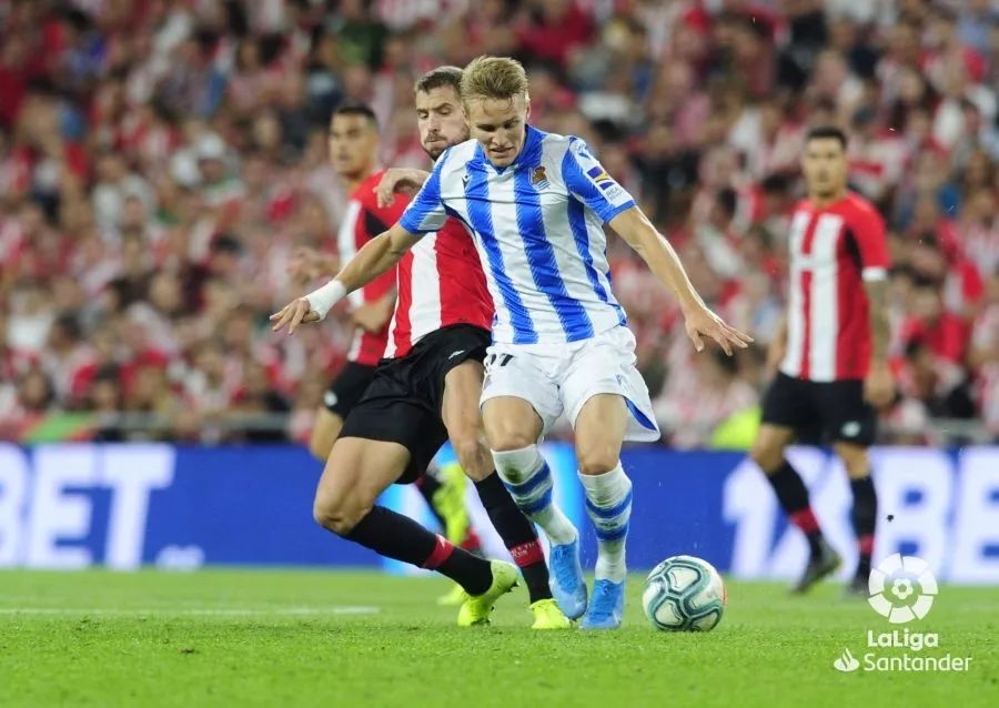 西班牙碾压切尔西,奥亚尔萨瓦尔高光表现 西班牙碾压切尔西,奥亚尔萨瓦尔高光表现