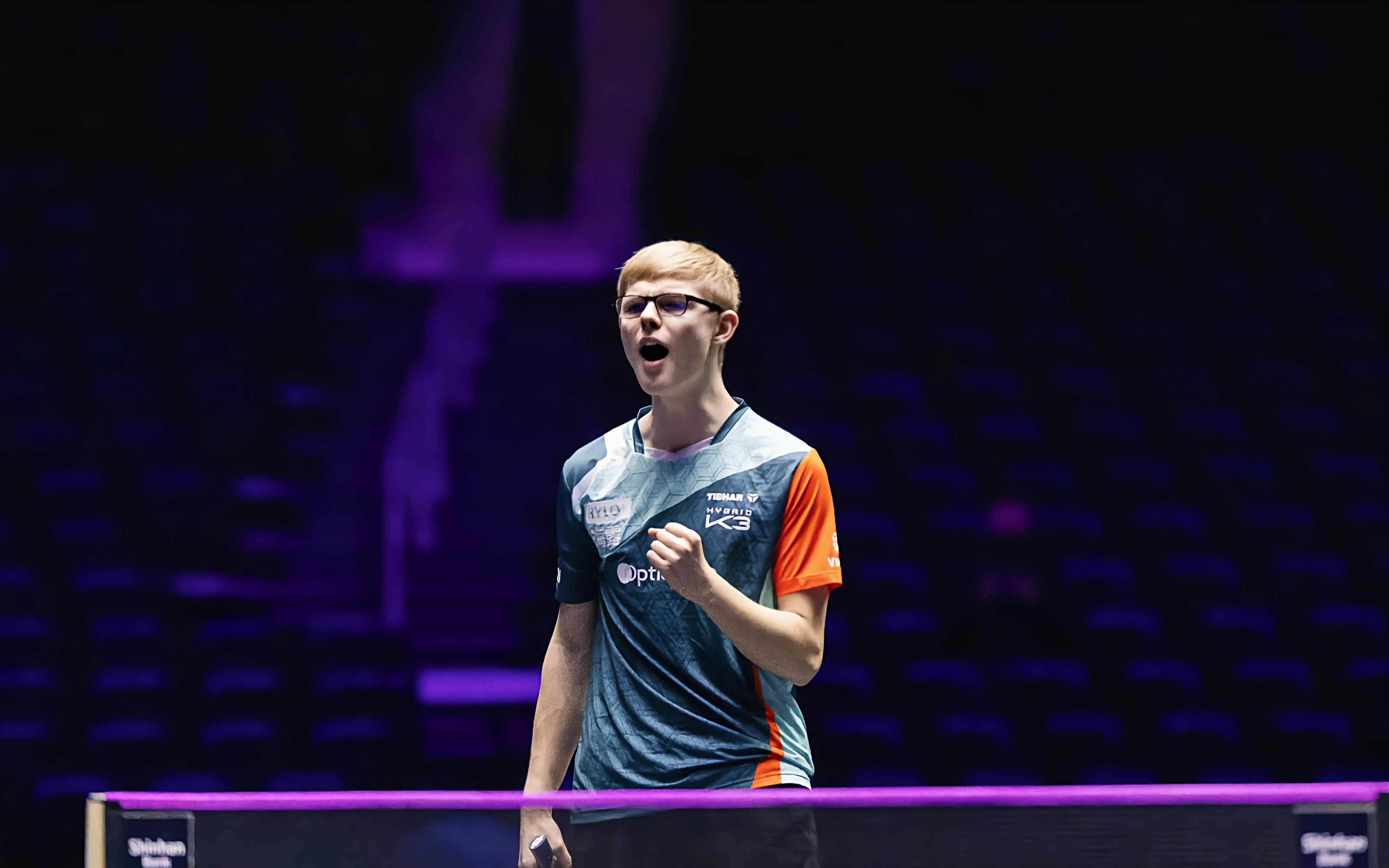 奥地利队绝杀英格兰队，马龙高光表现