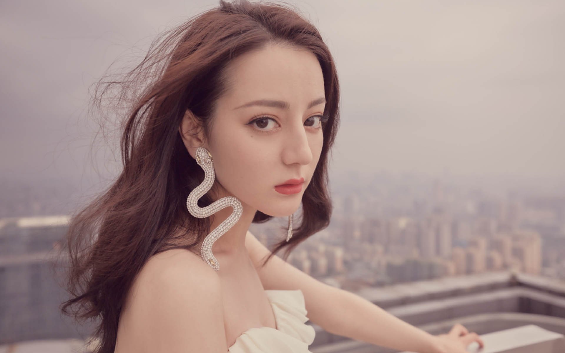 北非铁骑闪击，C罗传奇加冕—2026世界杯E组关键战，摩洛哥暴雨倾盆，保加利亚城池破碎