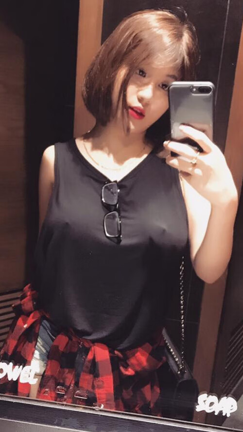 绿洲的契约，当伊朗的铁骑碾过塞尔维亚的黄昏，哈兰德的致命一击却写下了另一个世界的规则